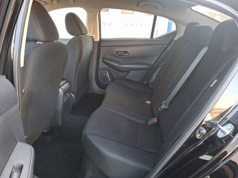 Used 2025 Nissan Sentra S image 10