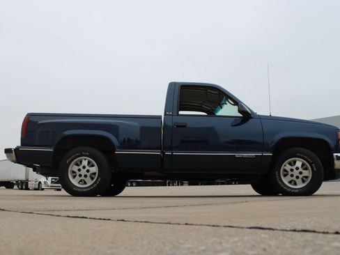 Used 1995 GMC Sierra 1500 2WD Regular Cab image 19