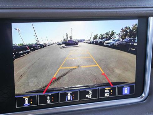 Used 2022 GMC Yukon Denali image 23