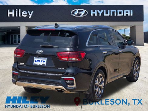 Used 2019 Kia Sorento SX w/ SX Touring Package FWD image 4