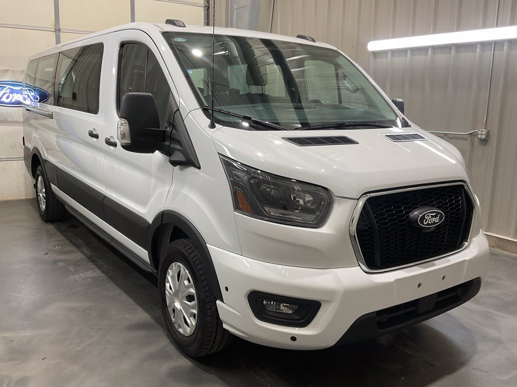 Used 2026 Ford Transit 350 XLT RWD image 2