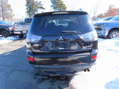 Used 2007 Mitsubishi Outlander XLS image 6