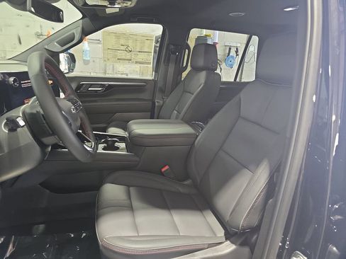 New 2026 Chevrolet Tahoe RST image 15