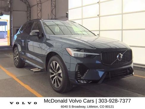 Used 2025 Volvo XC60 B5 Plus AWD/4WD image 4