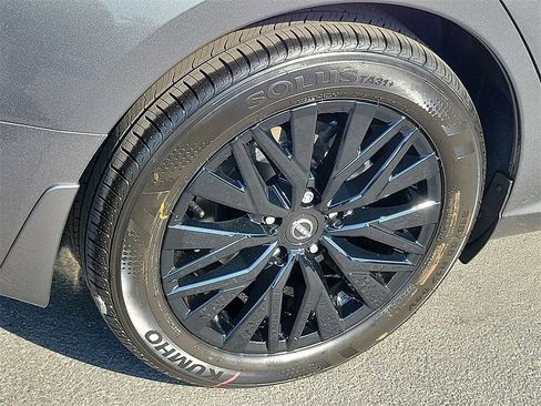 New 2025 Nissan Altima 2.5 SV w/ SV Special Edition Package image 3