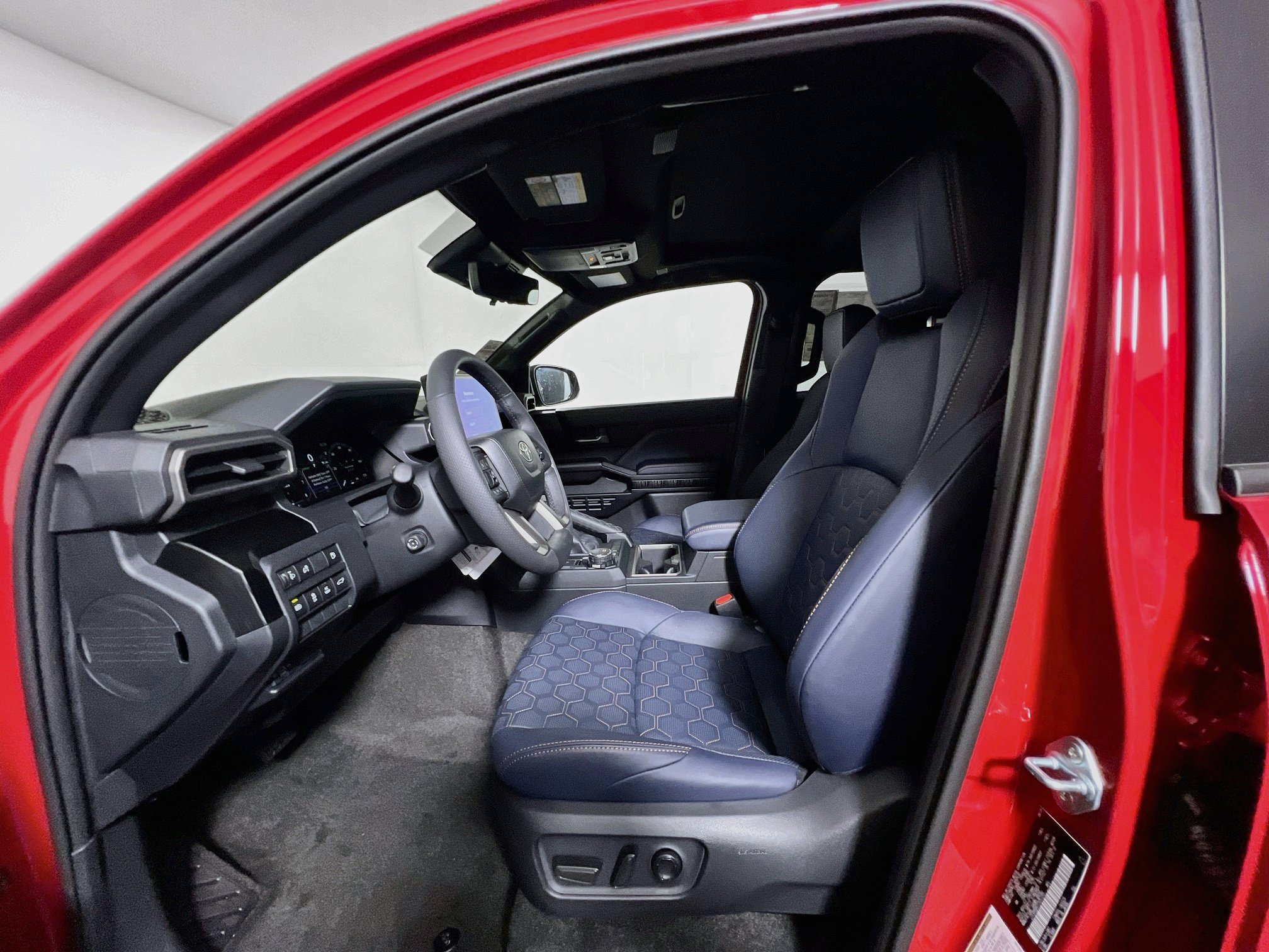 New 2026 Toyota 4Runner Platinum AWD/4WD image 14
