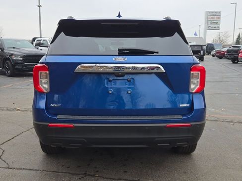 Used 2020 Ford Explorer XLT image 12