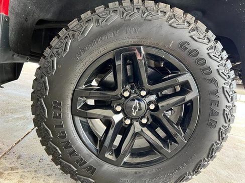 New 2024 Chevrolet Silverado 1500 LT Trail Boss w/ Protection Package image 11