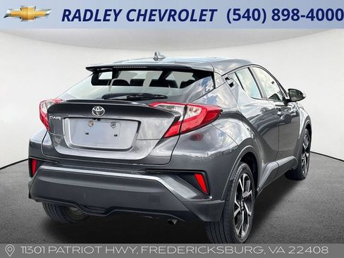 Used 2019 Toyota C-HR XLE FWD image 19