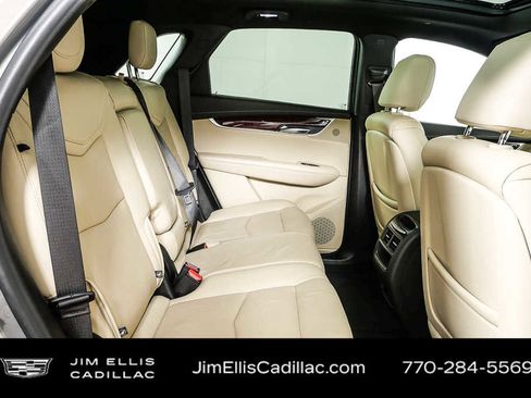 Used 2019 Cadillac XT5 Luxury image 23