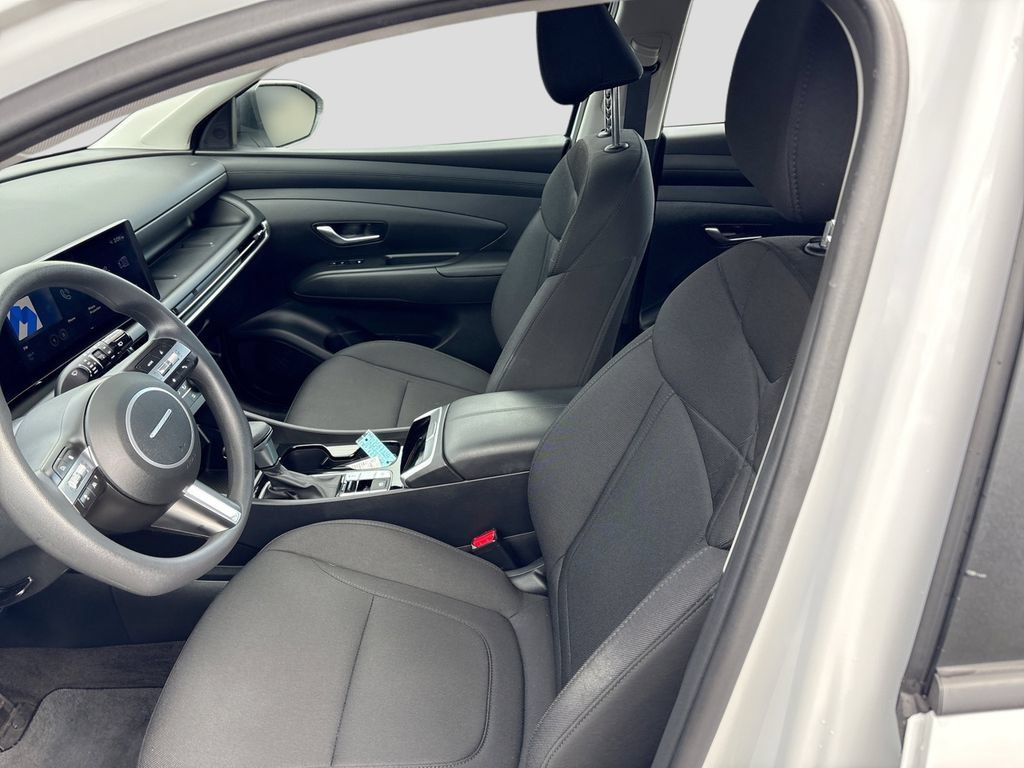 Certified 2025 Hyundai Tucson SE AWD/4WD image 15