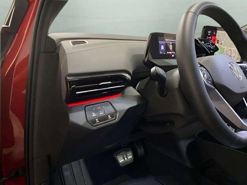 Used 2024 Volkswagen ID.4 S image 34