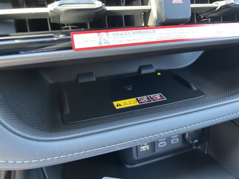 New 2026 Toyota Highlander Limited image 25