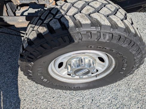 Used 2017 Ford F250 XL w/ Power Equipment Group image 10