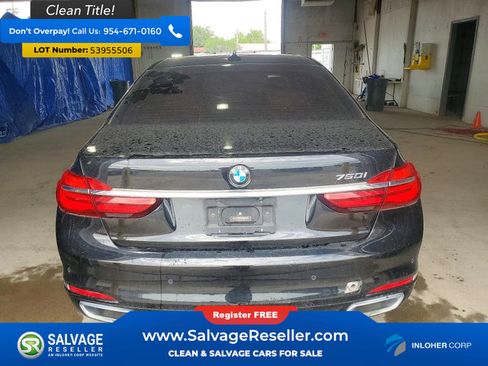Used 2016 BMW 750i RWD image 8
