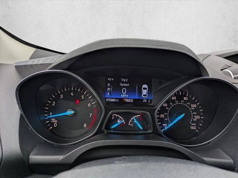 Used 2018 Ford Escape SE image 11