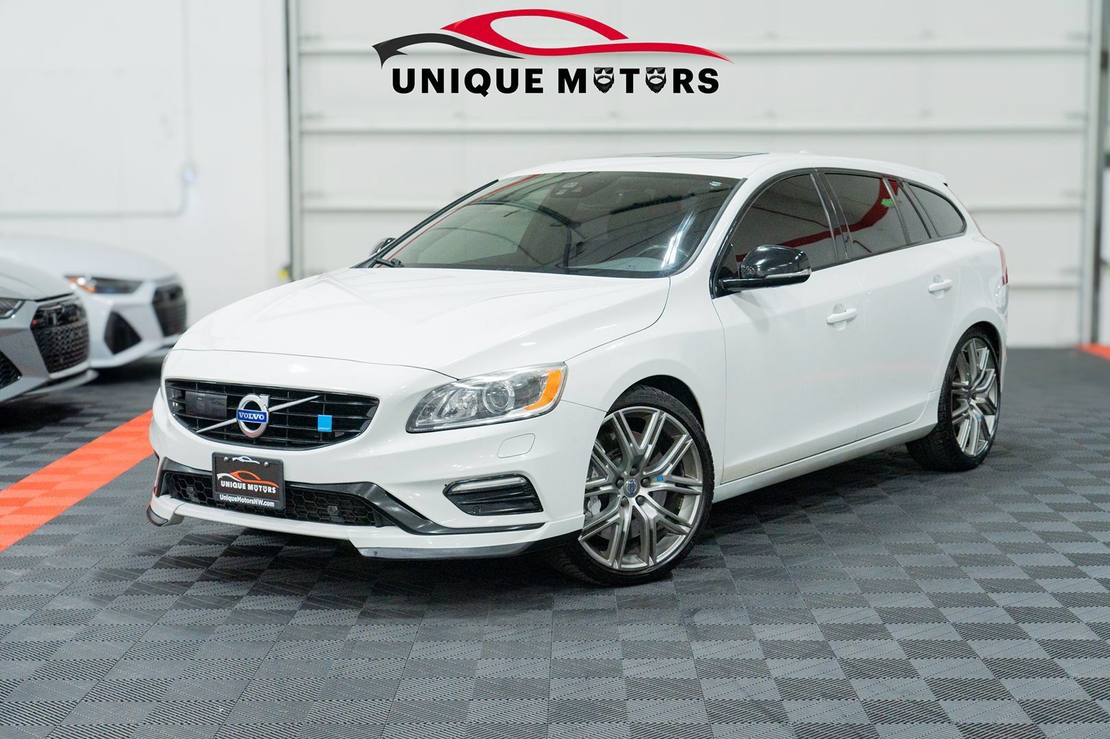 Used 2017 Volvo V60 T6 Polestar AWD/4WD image 1