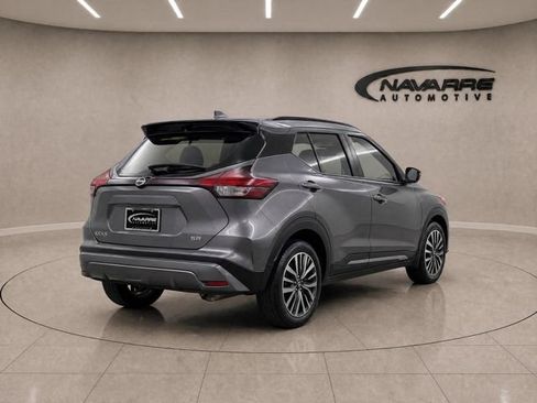 Used 2024 Nissan Kicks SR FWD image 7