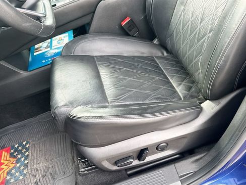 Used 2021 Nissan Rogue Platinum FWD image 17