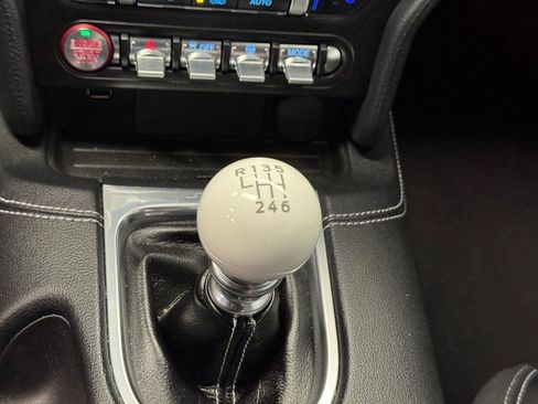 Used 2022 Ford Mustang Mach 1 w/ Mach 1 Handling Package RWD image 12