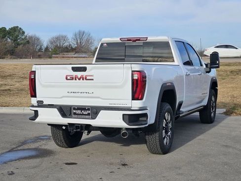 New 2026 GMC Sierra 2500 Denali w/ Denali Reserve Package image 4