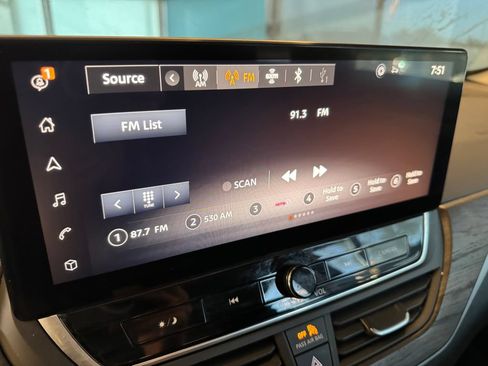 Used 2024 Nissan Altima 2.5 SL AWD/4WD image 13