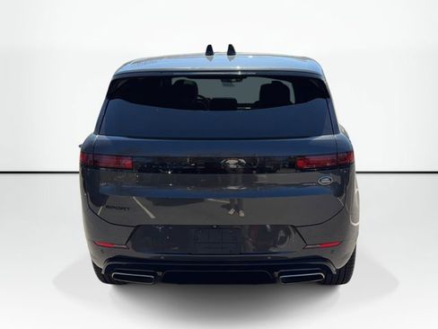 Used 2023 Land Rover Range Rover Sport SE Dynamic image 6