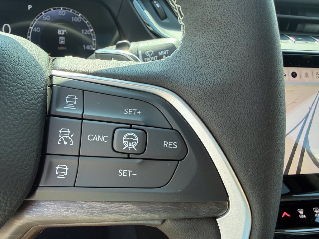 New 2026 Jeep Grand Cherokee Limited w/ Limited Altitude Package AWD/4WD image 17