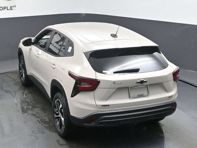 New 2026 Chevrolet Trax RS FWD image 19