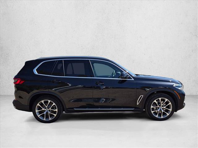 Used 2023 BMW X5 xDrive40i w/ Premium Package AWD/4WD image 4