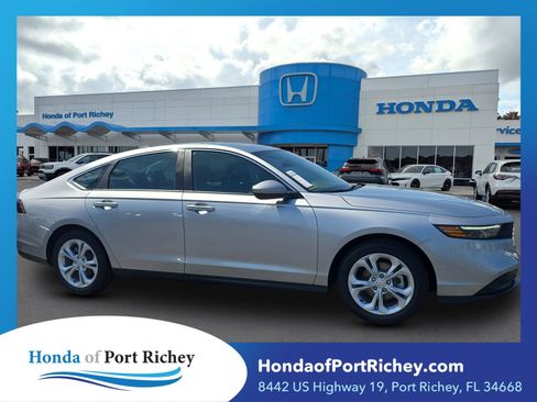 Certified 2025 Honda Accord LX image 1