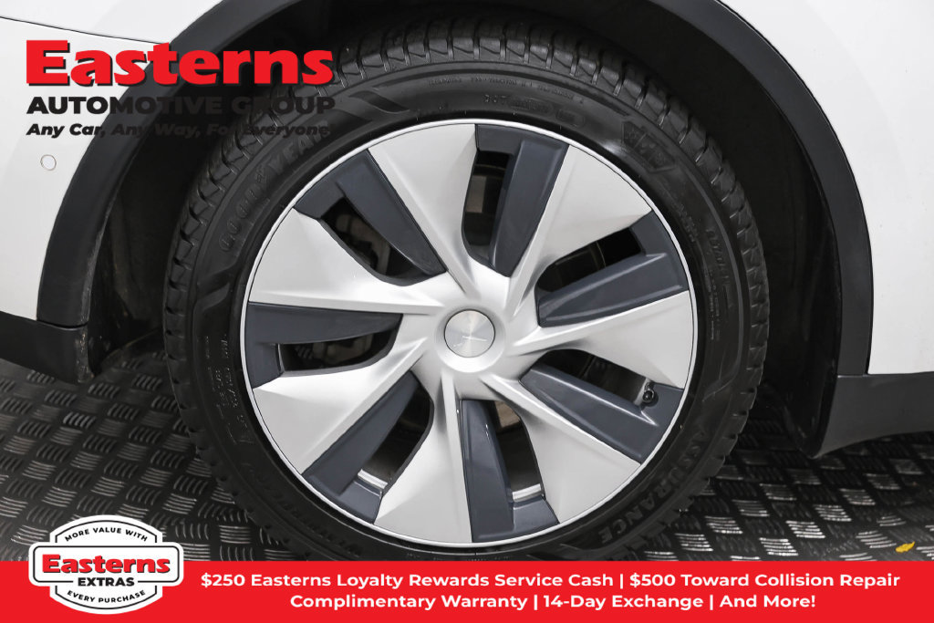 Used 2020 Tesla Model Y Long Range AWD/4WD image 24