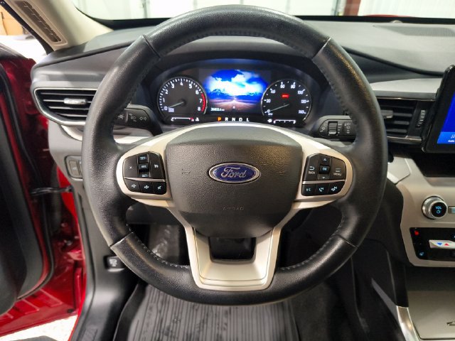 Used 2023 Ford Explorer XLT w/ Equipment Group 202A AWD/4WD image 25