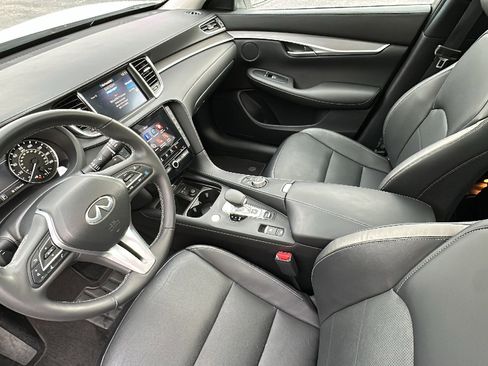 Certified 2022 INFINITI QX50 Luxe image 23
