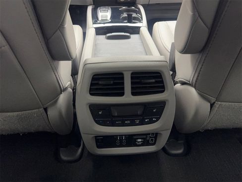 Used 2019 Honda Pilot Elite image 73