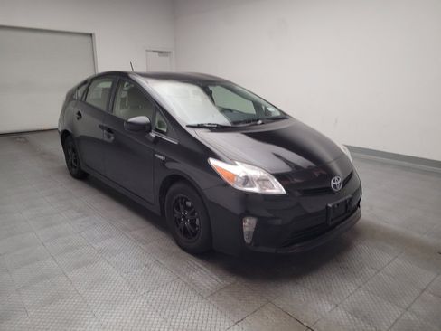 Used 2015 Toyota Prius Two FWD image 13