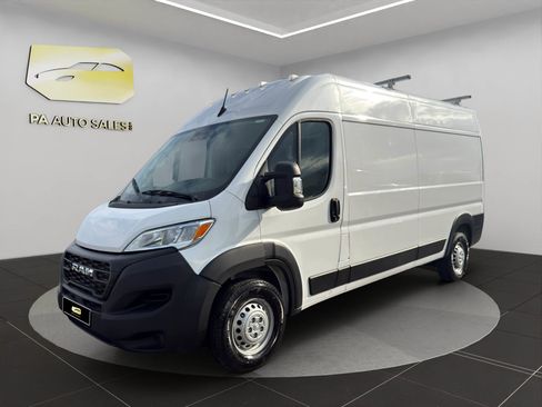 Used 2024 RAM ProMaster 2500 image 3