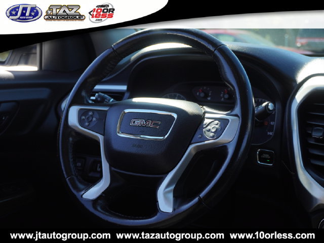 Used 2019 GMC Acadia SLE FWD image 17