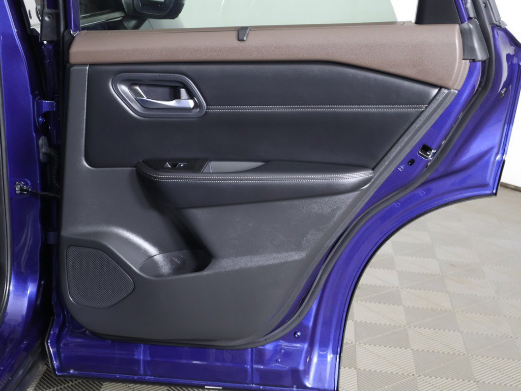 Used 2023 Nissan Rogue SL w/ SL Premium Package FWD image 29