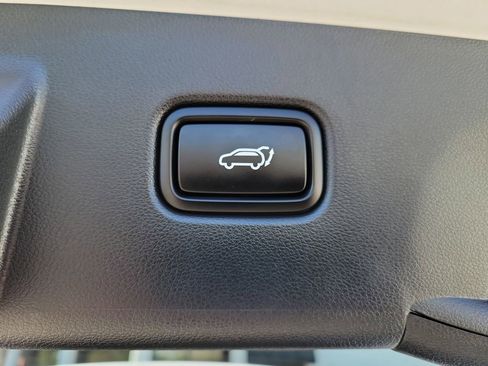 Certified 2024 Hyundai Tucson SEL AWD/4WD image 12