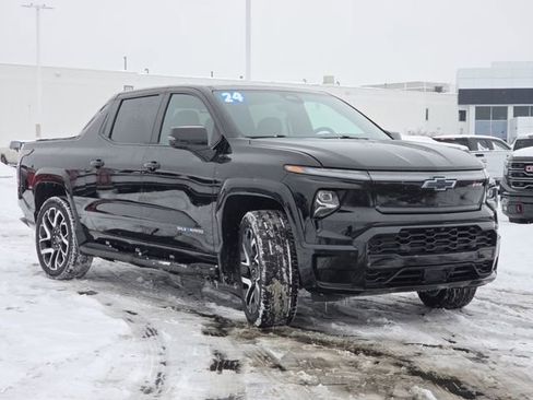 Used 2024 Chevrolet Silverado EV RST image 18