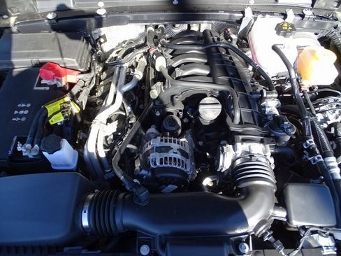 Used 2024 Jeep Wrangler Sahara w/ Technology Group image 24