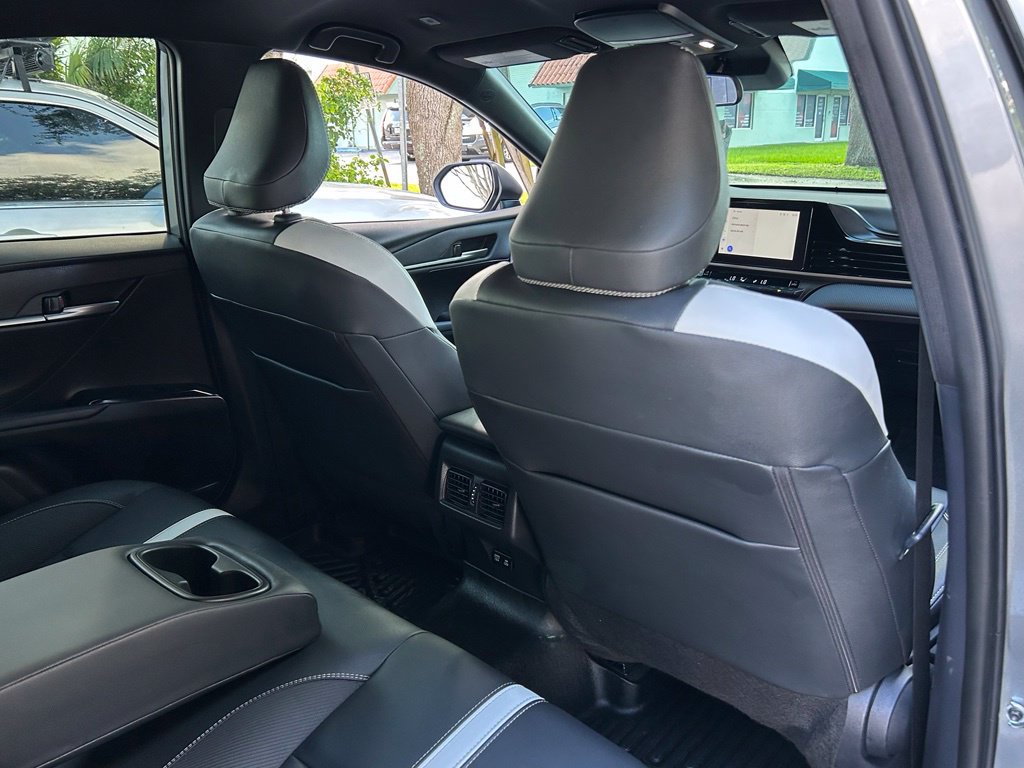 Used 2025 Toyota Camry SE FWD image 47