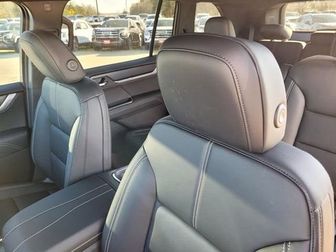 New 2026 GMC Acadia Elevation w/ Black Edition image 27