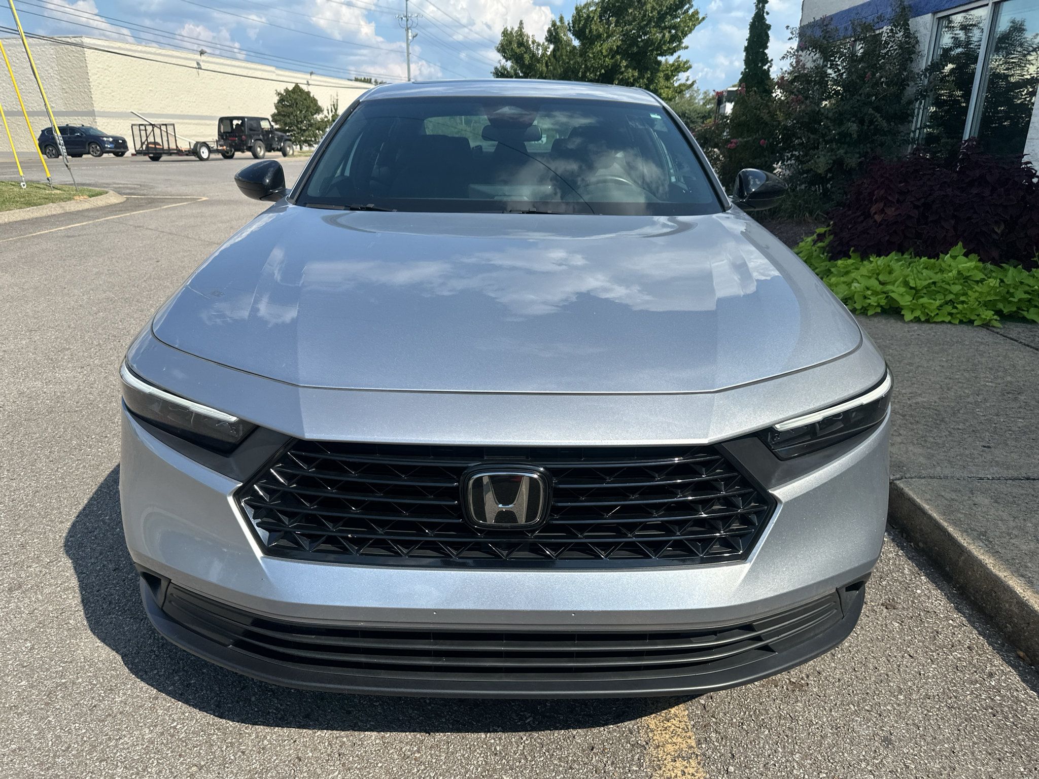 Used 2025 Honda Accord Sport image 9