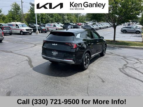 Certified 2026 Kia Sportage LX w/ LX Convenience Package FWD image 11