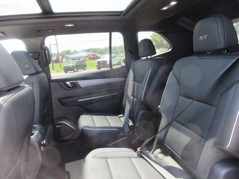 New 2026 Buick Enclave Sport Touring w/ Super Cruise Package image 15