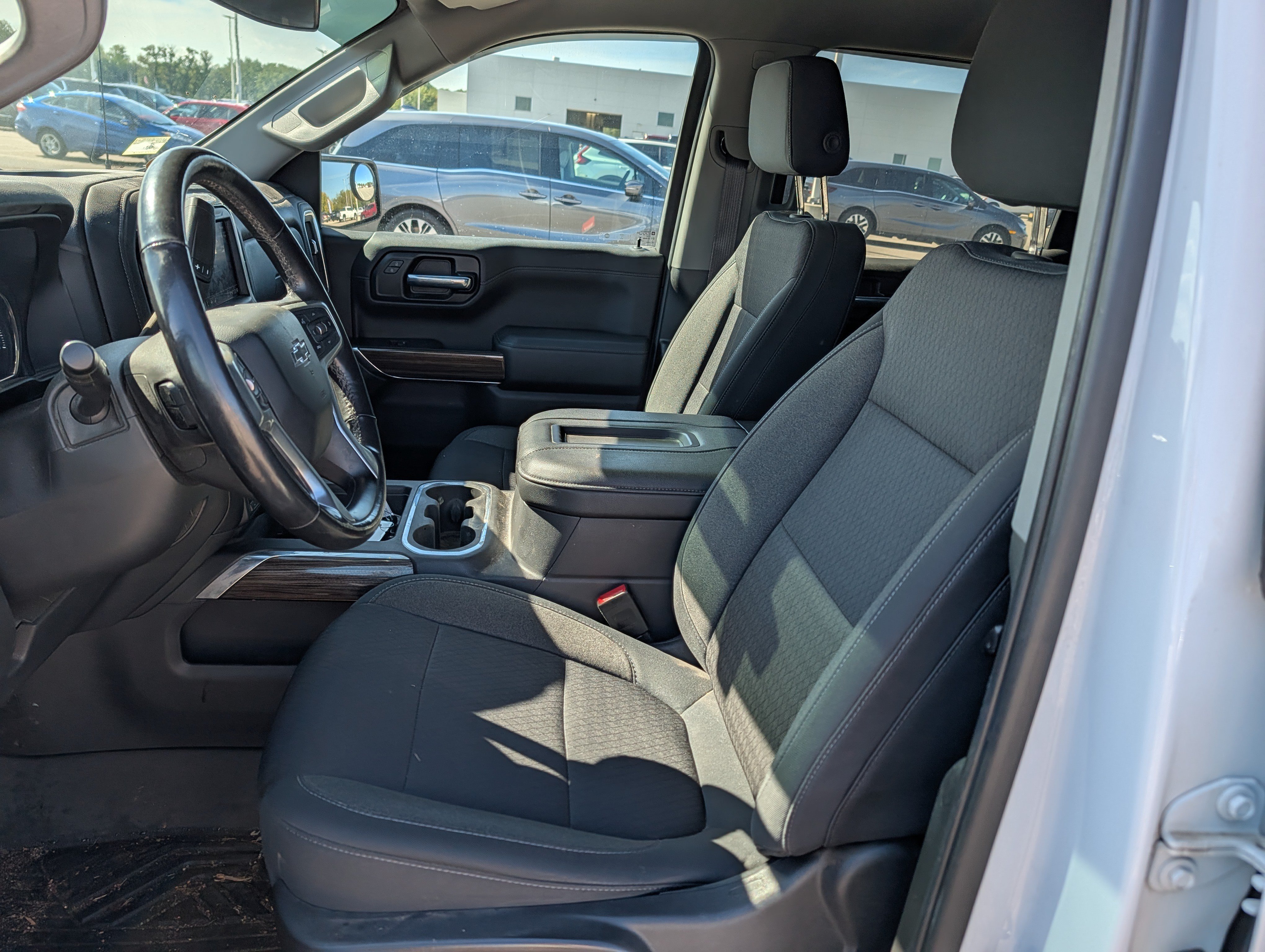 Used 2020 Chevrolet Silverado 1500 RST AWD/4WD image 8