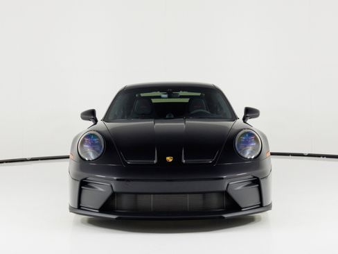Used 2025 Porsche 911 GT3 RWD image 8