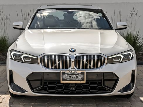 Used 2023 BMW 330i xDrive Sedan w/ M Sport Package AWD/4WD image 4